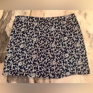 EUC Karen Scott Womens Skort Size 20W Floral Navy‎ Blue and White